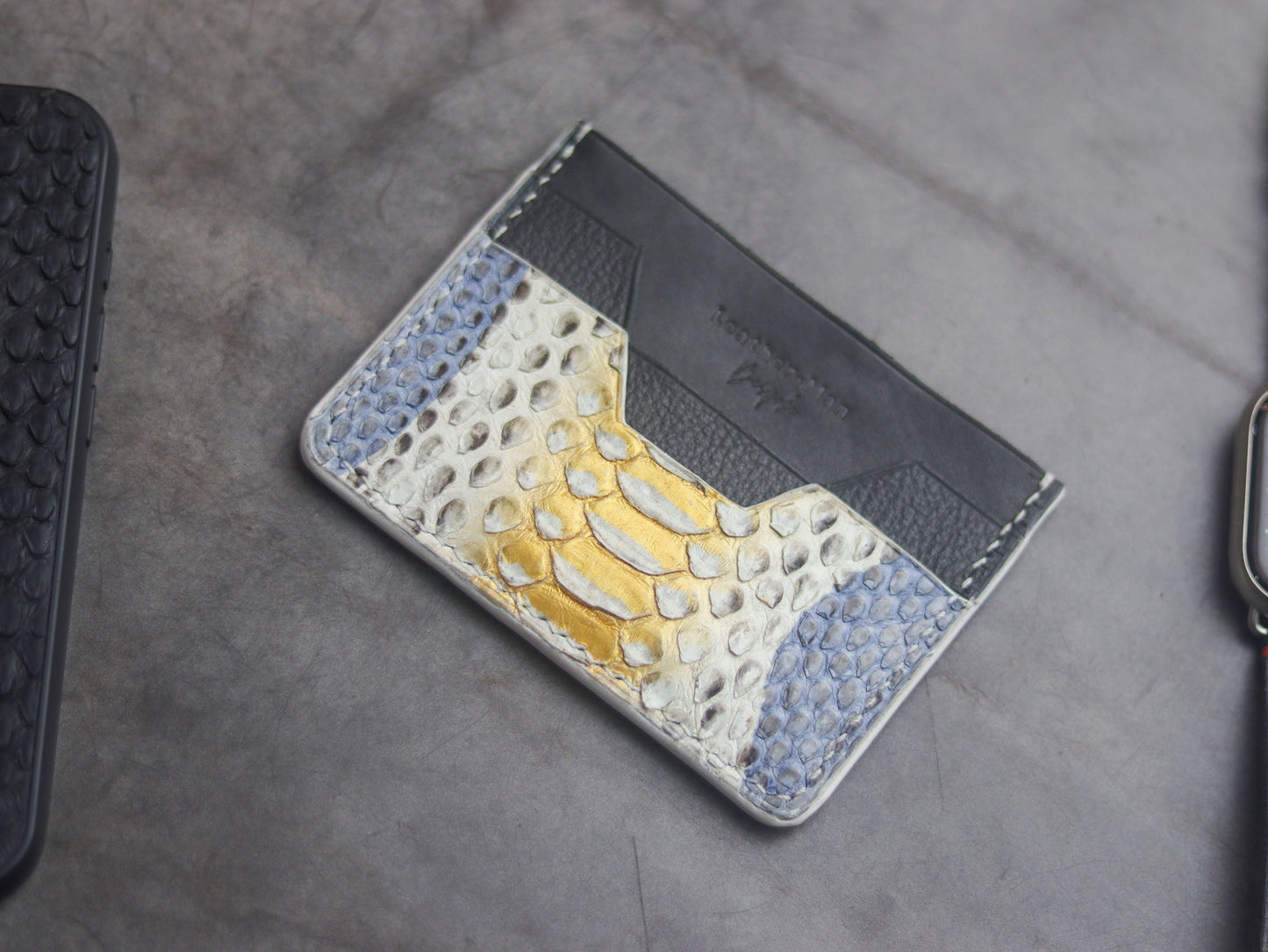 AUGUSTUS - MINIMAL WALLET RAINBOW PYTHON SKIN