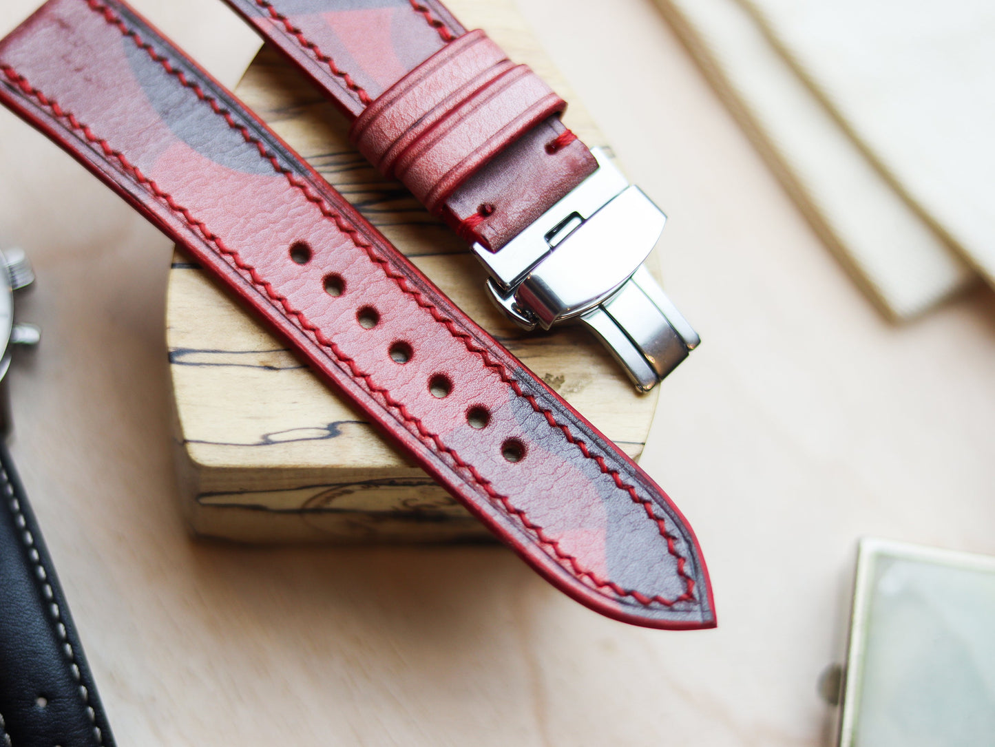 ITALIAN WAXED CAMOUFLAGE HAND-CRAFTED STRAPS FULL STITCHED - COREL RED