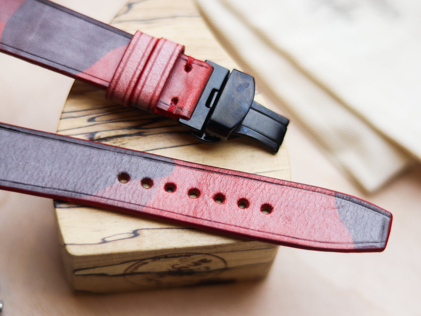 ITALIAN WAXED CAMOUFLAGE HAND-CRAFTED STRAPS MINIMAL STITCHED - COREL RED