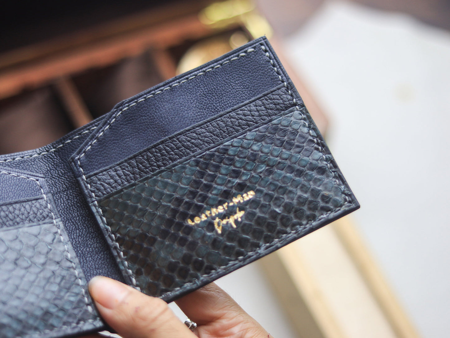 LARSON - IRIDIUM GRAY PYTHON SKIN