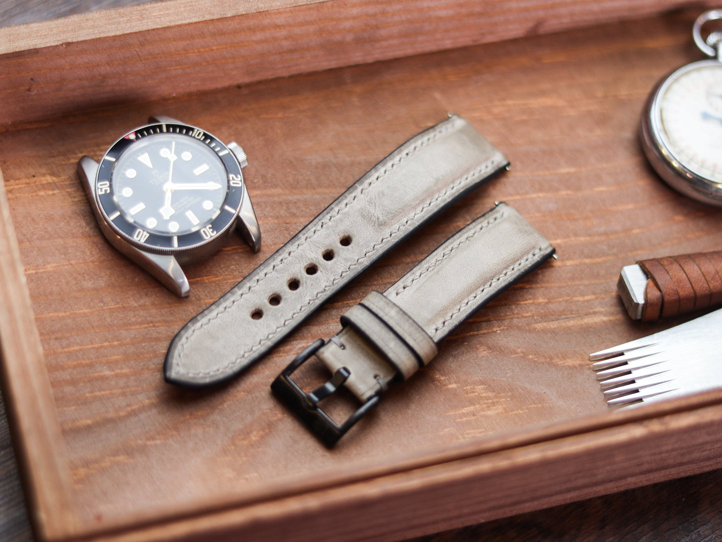 PLATINUM GRAY CALF LEATHER WATCH STRAPS - PADDED