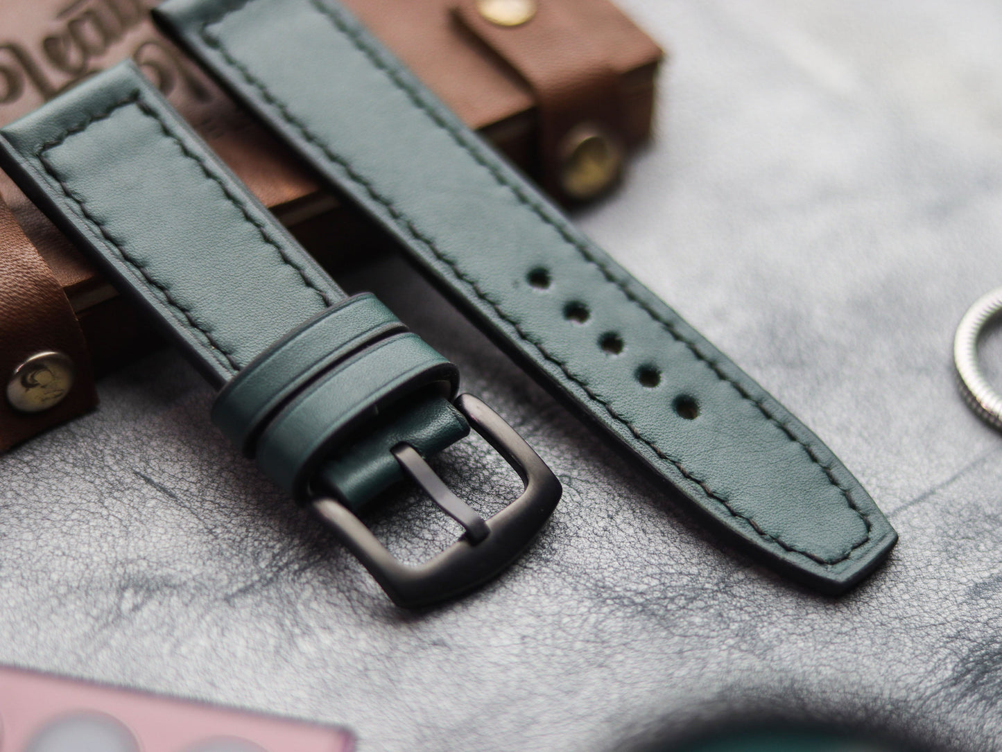 SACRAMENTO GREEN HAND-CRAFTED WATCH STRAPS - BOX STITCHED