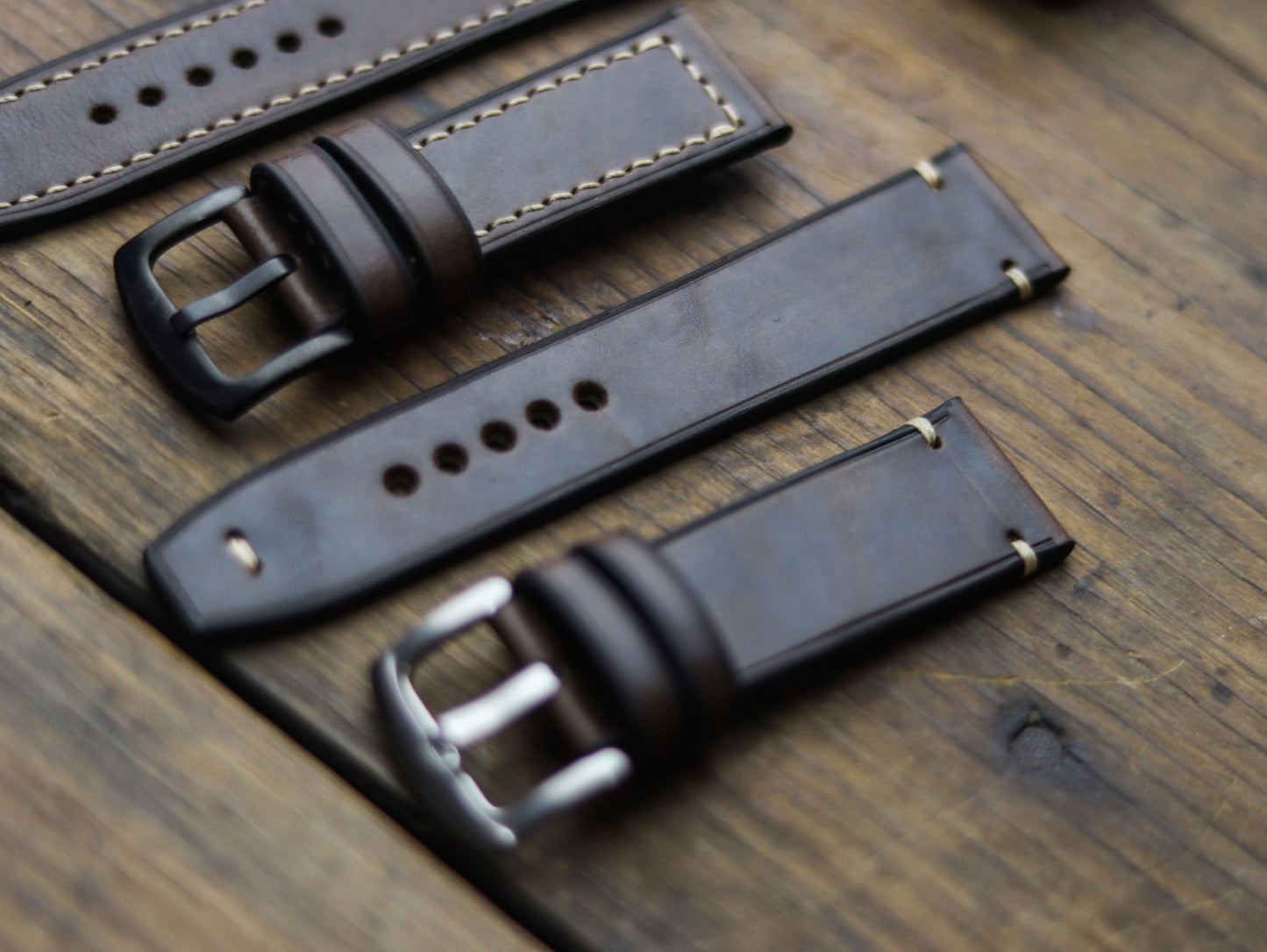 WALNUT BROWN HAND-CRAFTED WATCH STRAPS - MINIMAL STITCHED