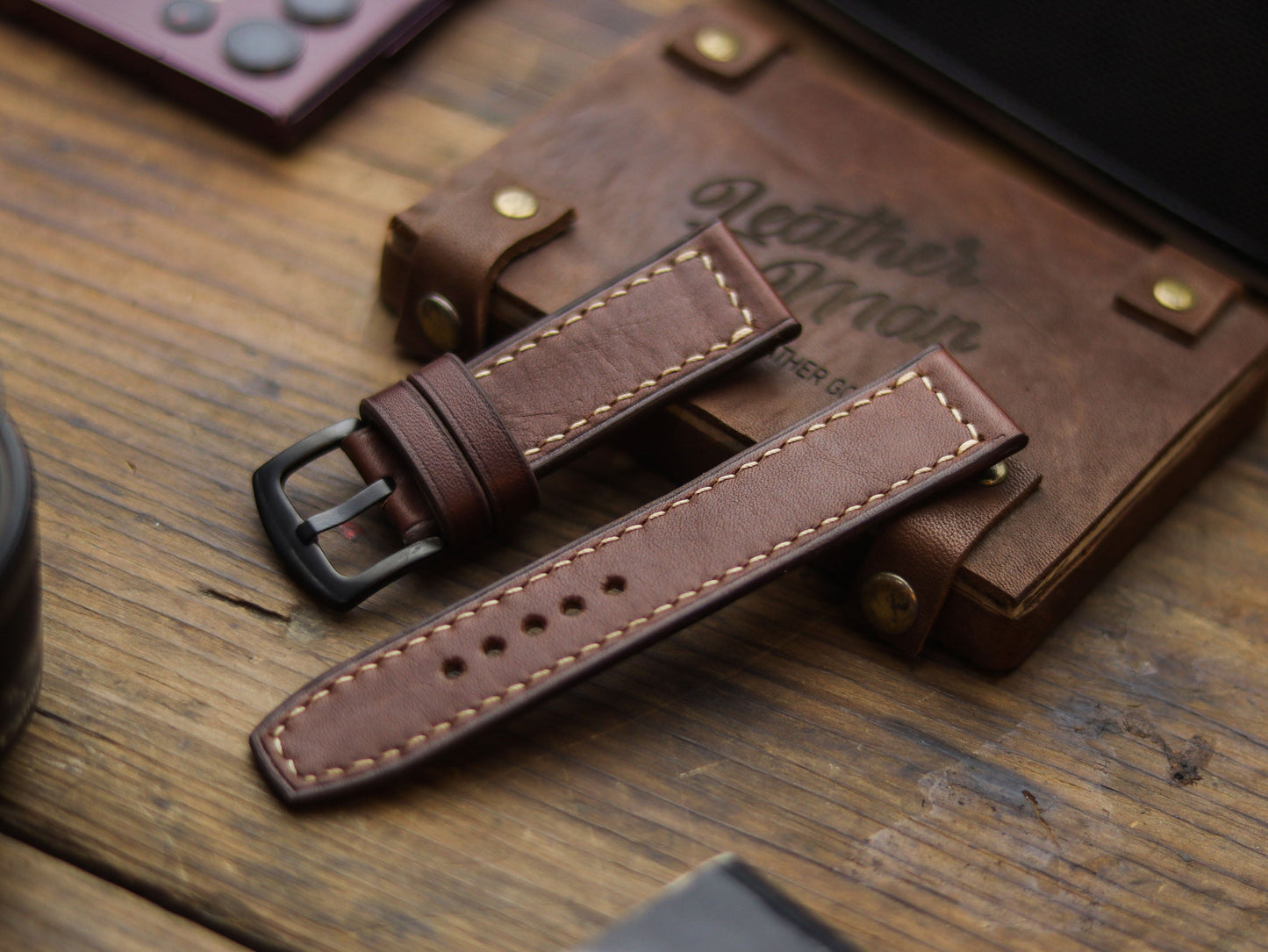 CHESTNUT BROWN HAND-CRAFTED WATCH STRAPS - BOX STITCHED