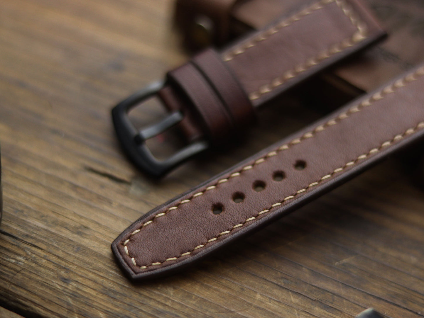 CHESTNUT BROWN HAND-CRAFTED WATCH STRAPS - BOX STITCHED