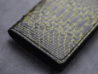 \ARTEMUS - BIFOLD WALLET JUNIPER GREEN PYTHON SKIN