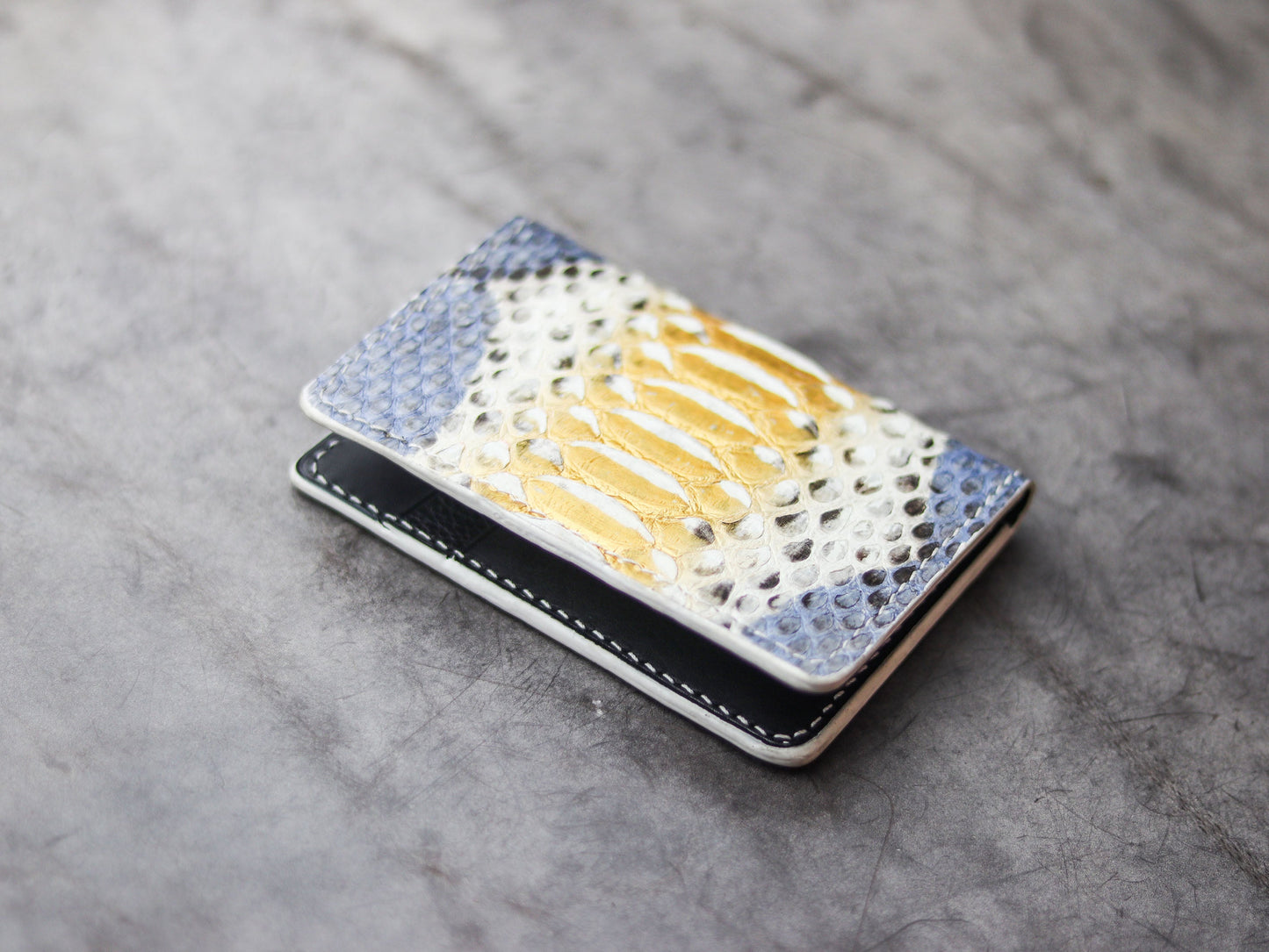 ARTEMUS - BIFOLD WALLET RAINBOW PYTHON SKIN