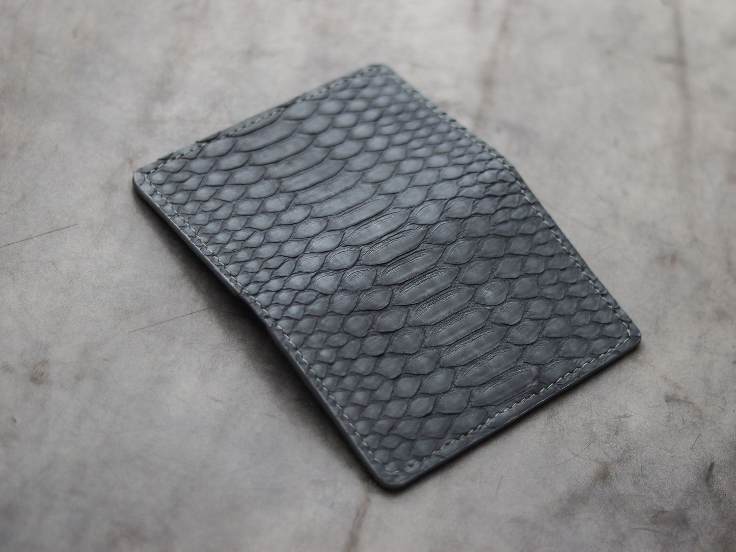 ARTEMUS - BIFOLD WALLET SLATE GRAY PYTHON SKIN