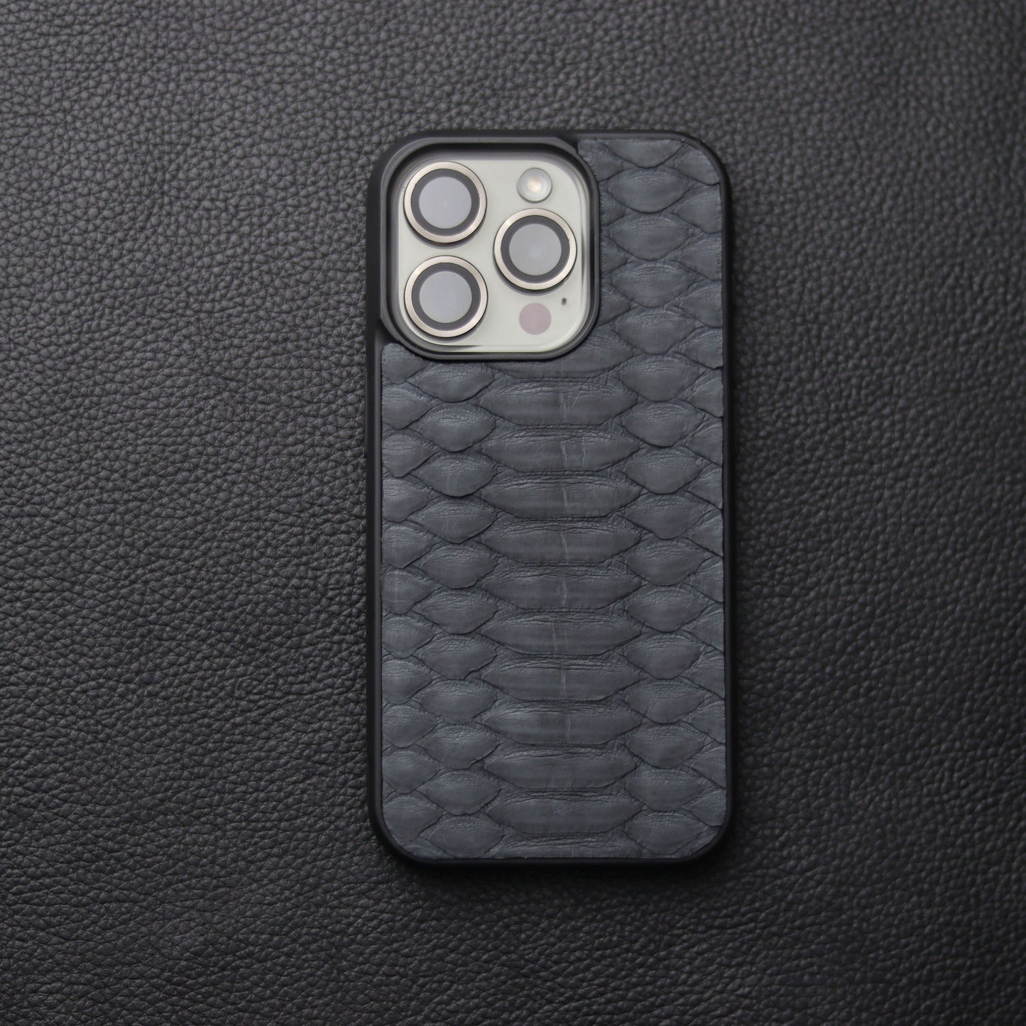 SLATE GRAY PYTHON SKIN PHONE CASE (CENTER SCALES)