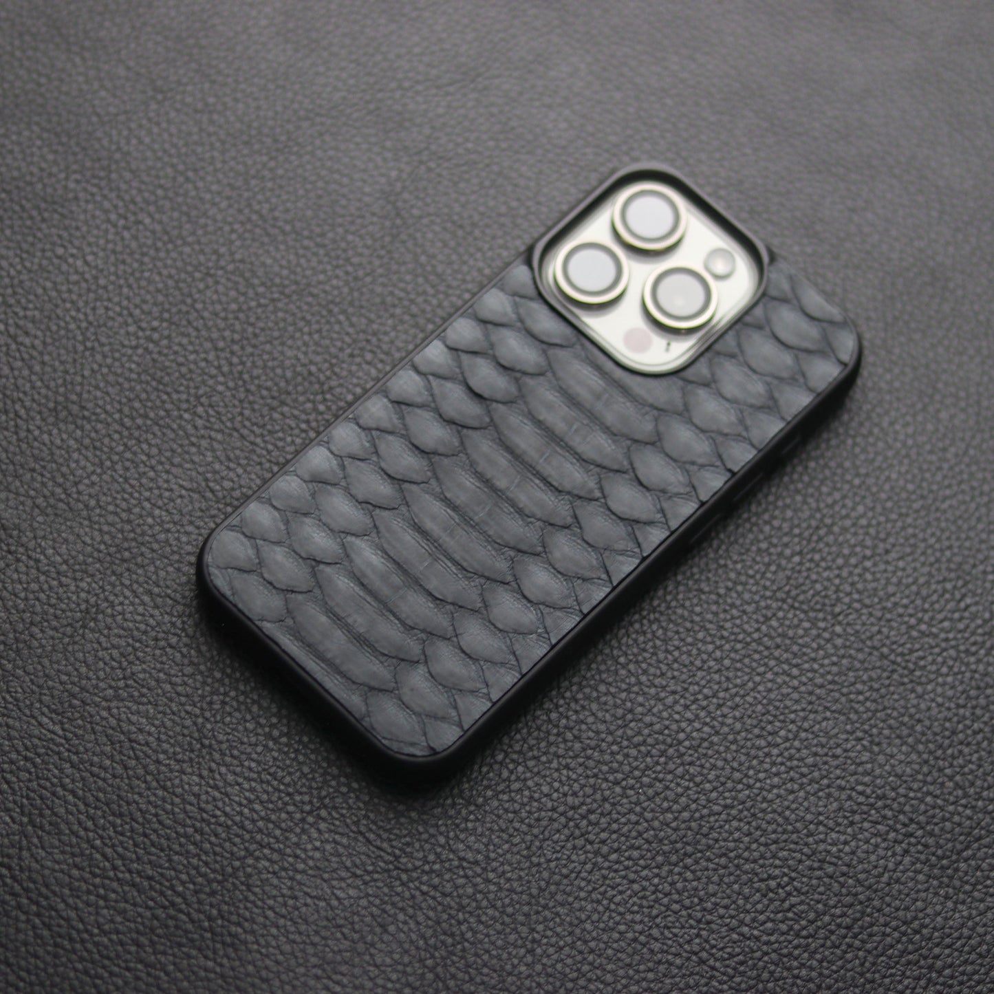 SLATE GRAY PYTHON SKIN PHONE CASE (CENTER SCALES)