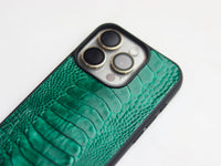 EMERALD GREEN OSTRICH LEG SKIN PHONE CASE