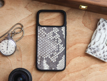 NATURAL COLOR PYTHON SKIN MAGSAFE CASE