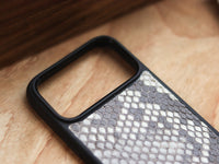 NATURAL COLOR PYTHON SKIN MAGSAFE CASE