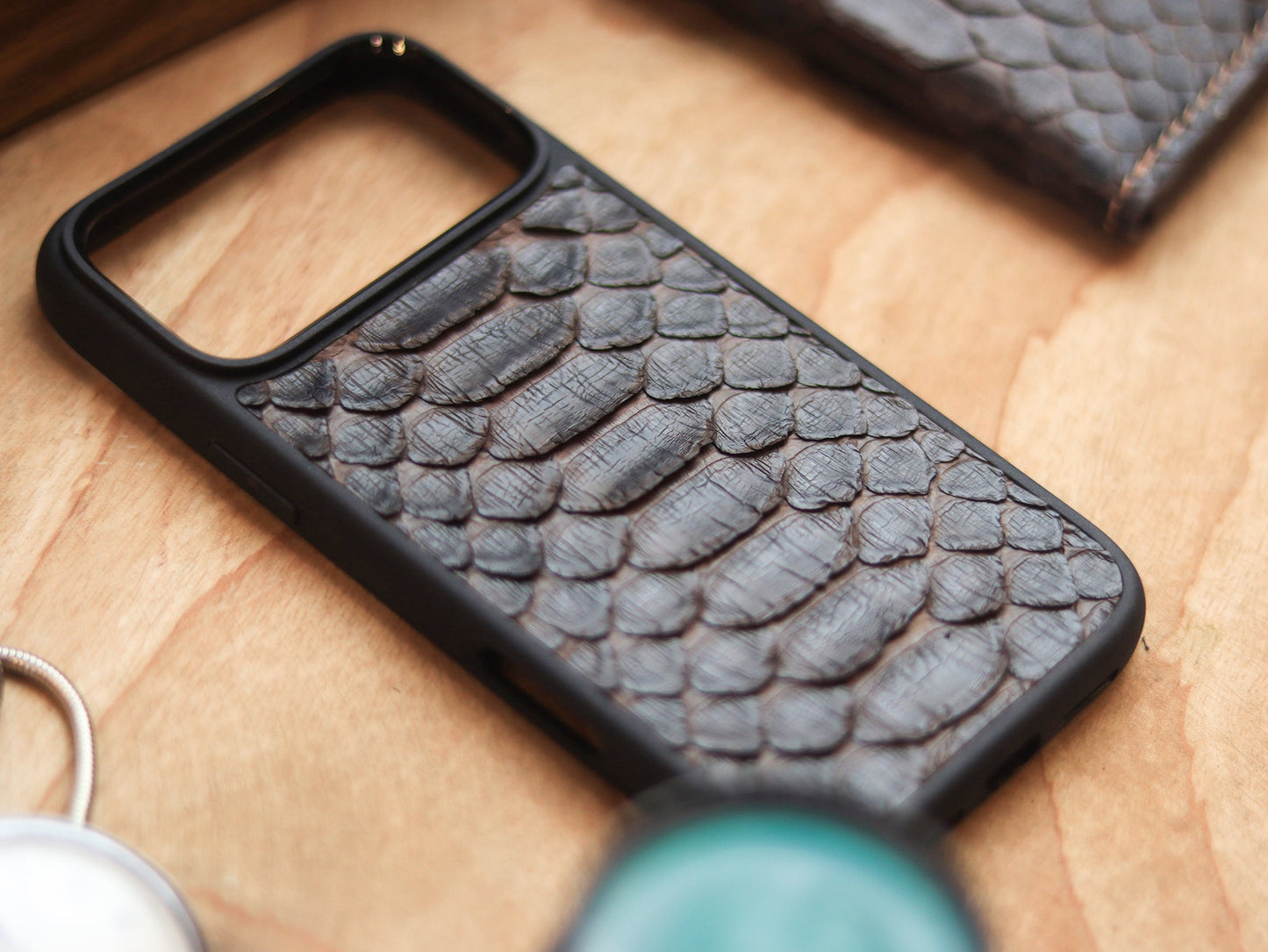 PECAN BROWN PYTHON SKIN MAGSAFE CASE