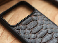 PECAN BROWN PYTHON SKIN MAGSAFE CASE