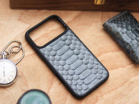 IRIDIUM GRAY PYTHON SKIN MAGSAFE CASE