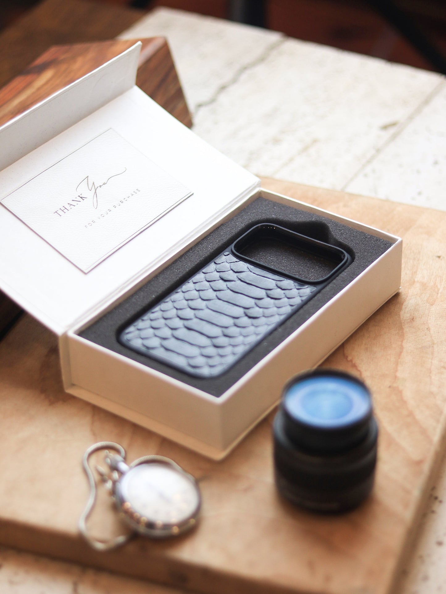 IRIDIUM GRAY PYTHON SKIN MAGSAFE CASE