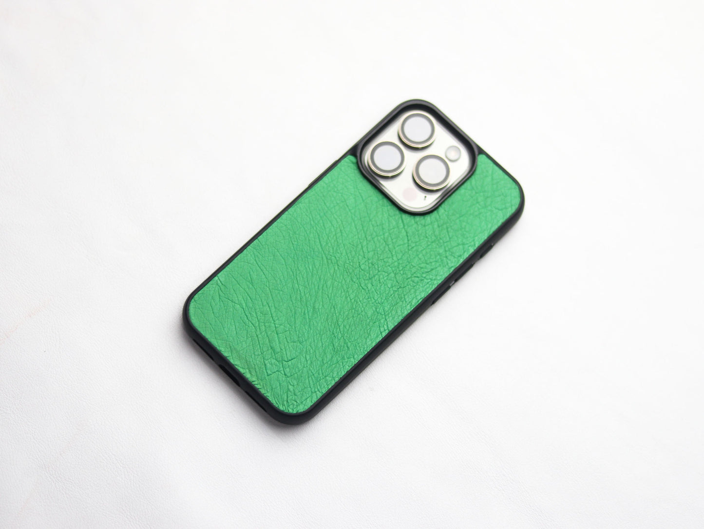 PARAKEET GREEN OSTRICH SKIN PHONE CASE (NON-FOLLICLE)