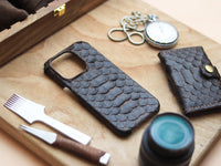 PECAN BROWN PYTHON SKIN 360° MAGSAFE CASE