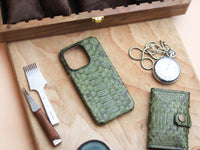 JUNIPER GREEN PYTHON SKIN 360° MAGSAFE CASE