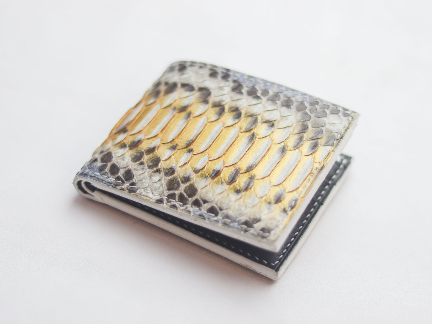 WYNTON - BIFOLD WALLET RAINBOW PYTHON PYTHON SKIN
