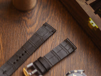 BLACK CROCO HAND-CRAFTED WATCH STRAPS - MINIMAL STITCHED