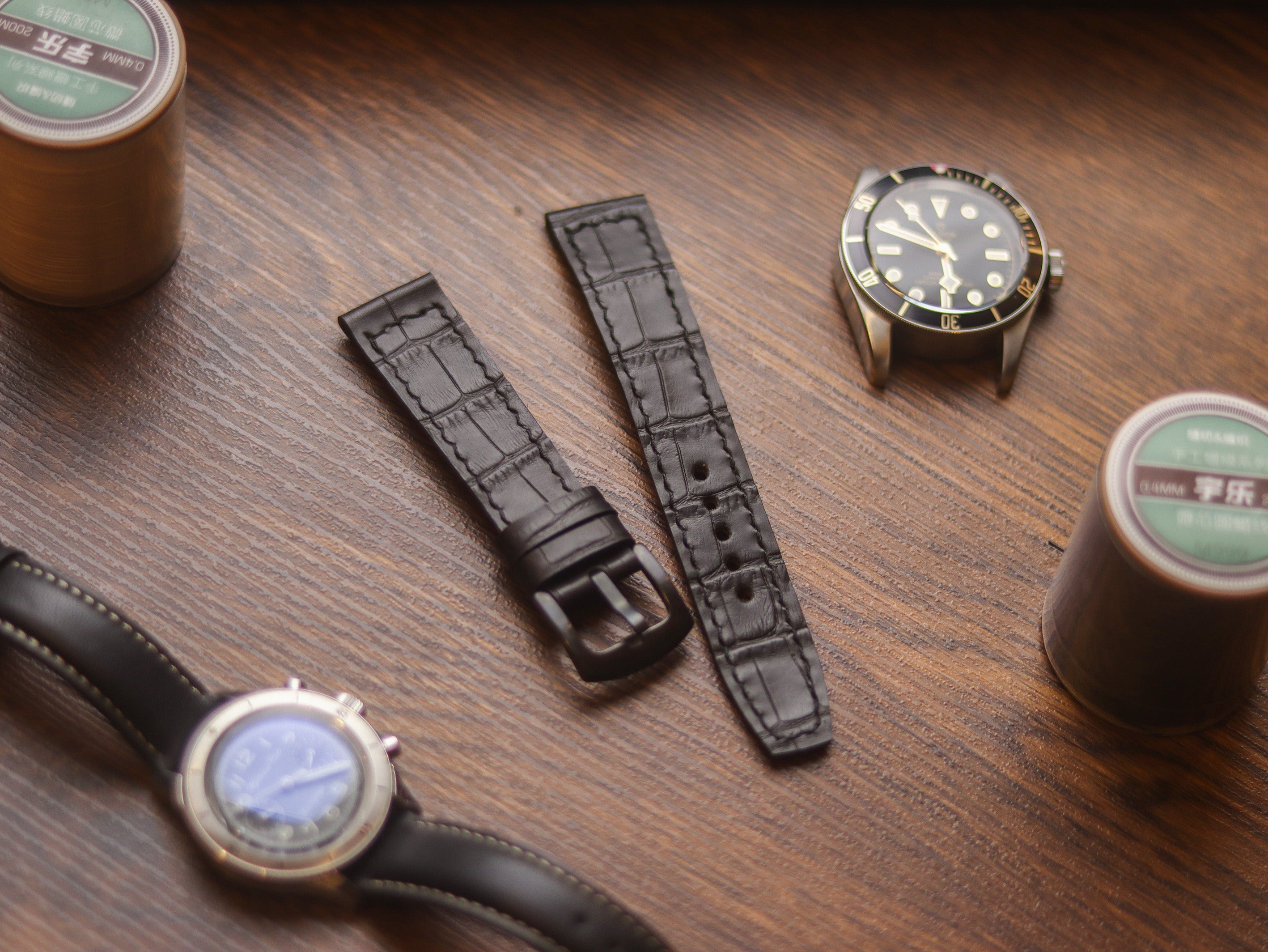 BLACK CROCO HAND-CRAFTED WATCH STRAPS - BOX STITCHED U-TAIL