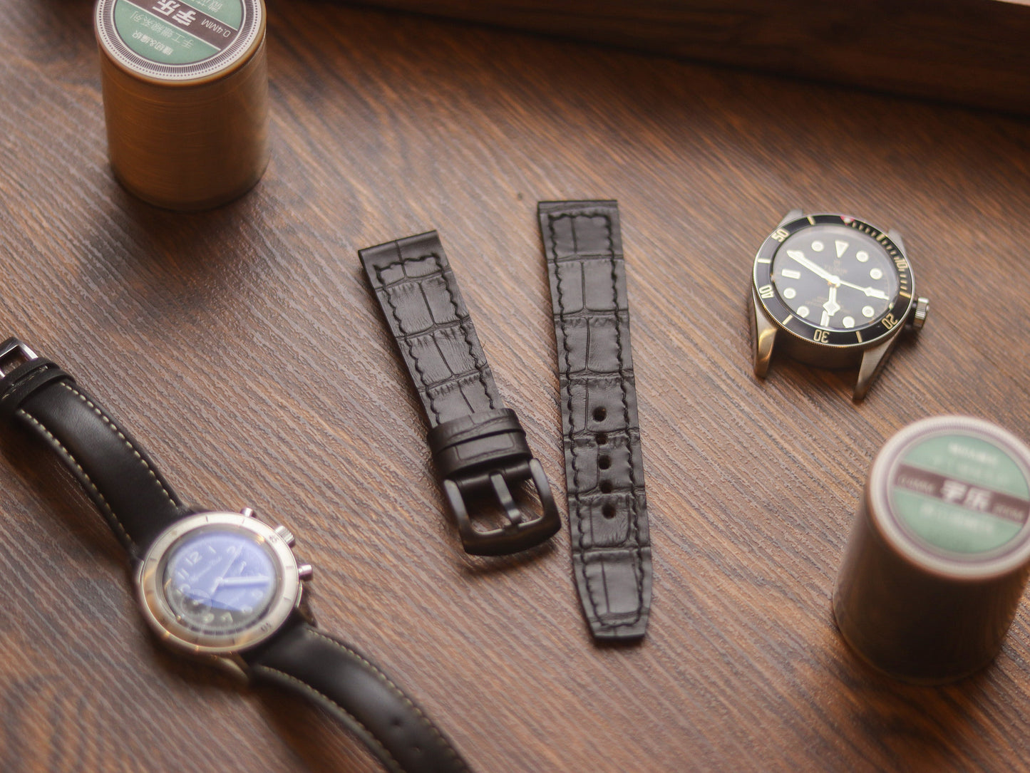 BLACK CROCO HAND-CRAFTED WATCH STRAPS - BOX STITCHED U-TAIL