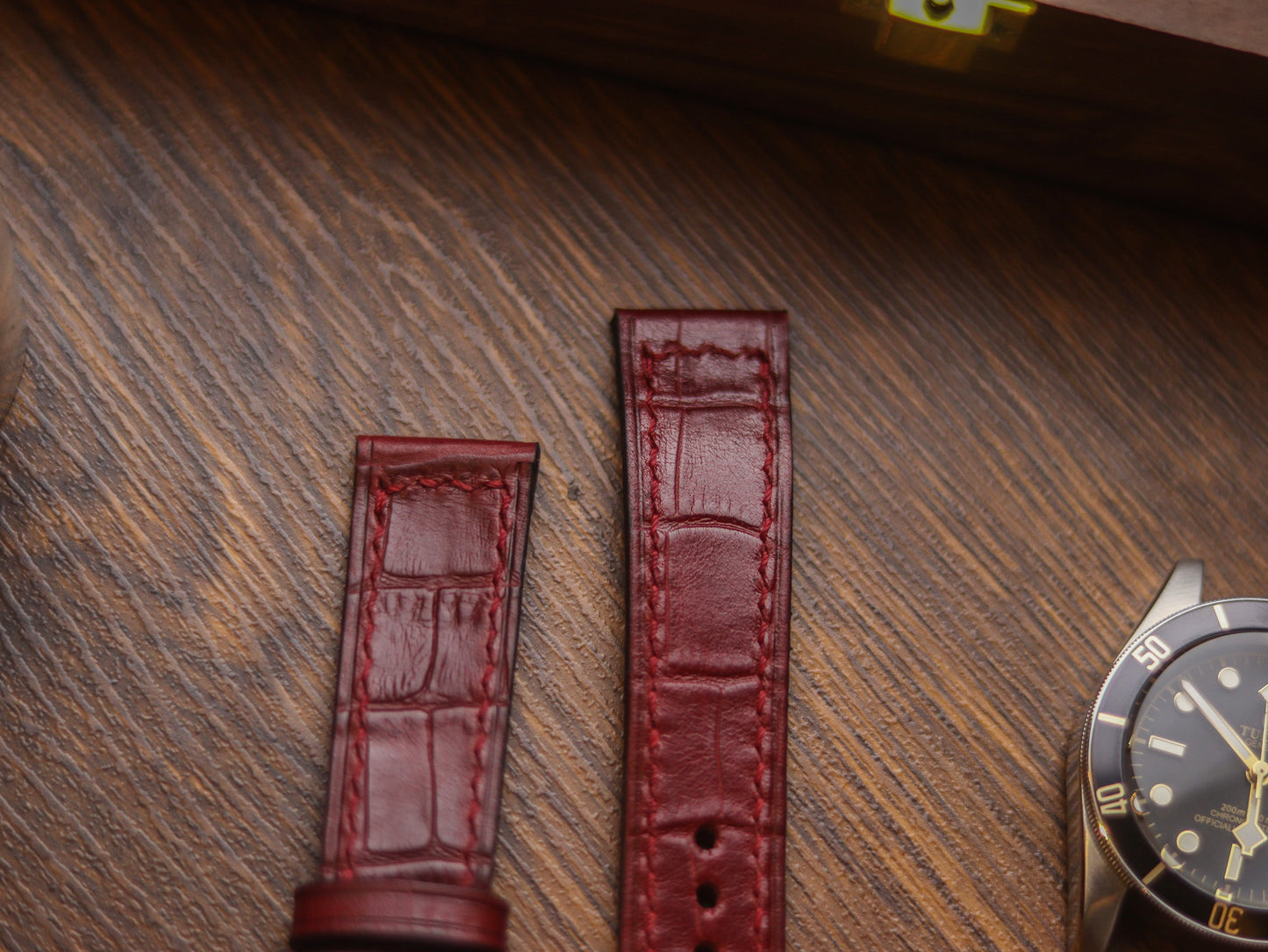 BURGUNDY CROCO HAND-CRAFTED WATCH STRAPS - BOX STITCHED U-TAIL