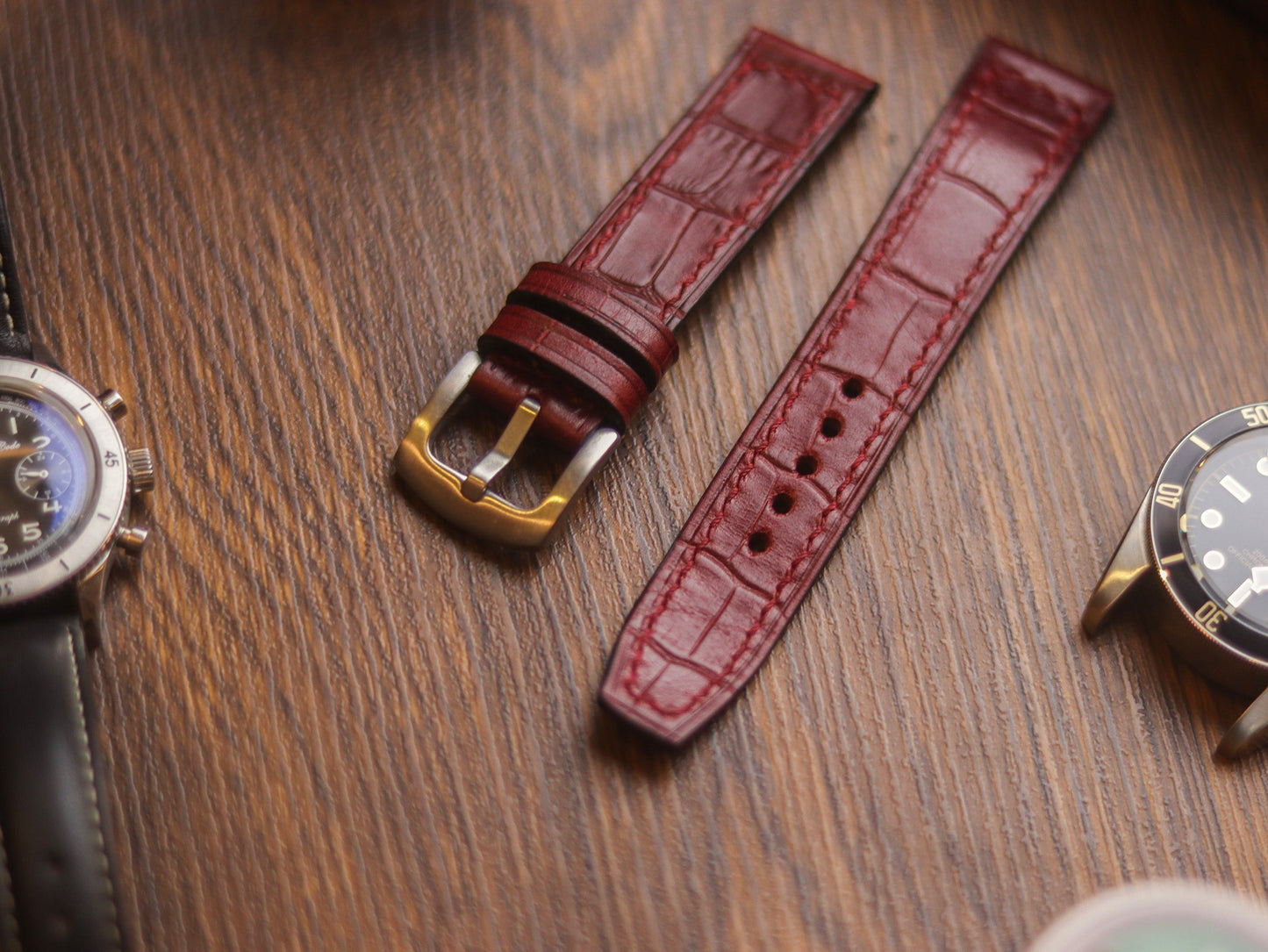 BURGUNDY CROCO HAND-CRAFTED WATCH STRAPS - BOX STITCHED U-TAIL