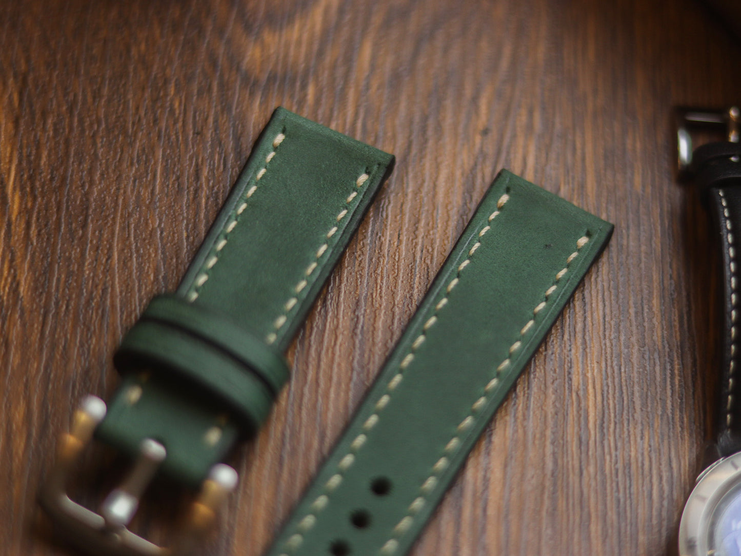 AVOCADO GREEN HAND-CRAFTED WATCH STRAPS - FULL STITCHED