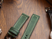 AVOCADO GREEN HAND-CRAFTED WATCH STRAPS - BOX STITCHED U-TAIL