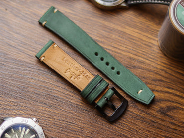 AVOCADO GREEN HAND-CRAFTED WATCH STRAPS - MINIMAL STITCHED U-TAIL
