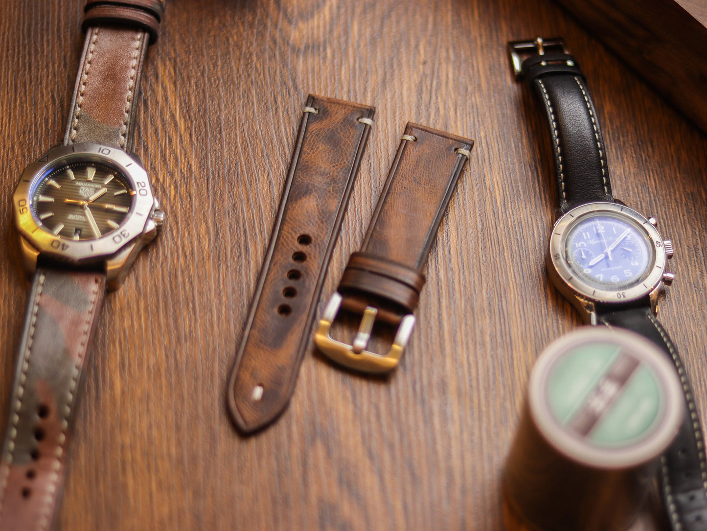 CRAZY BROWN HAND-CRAFTED WATCH STRAPS - MINIMAL STITCHED