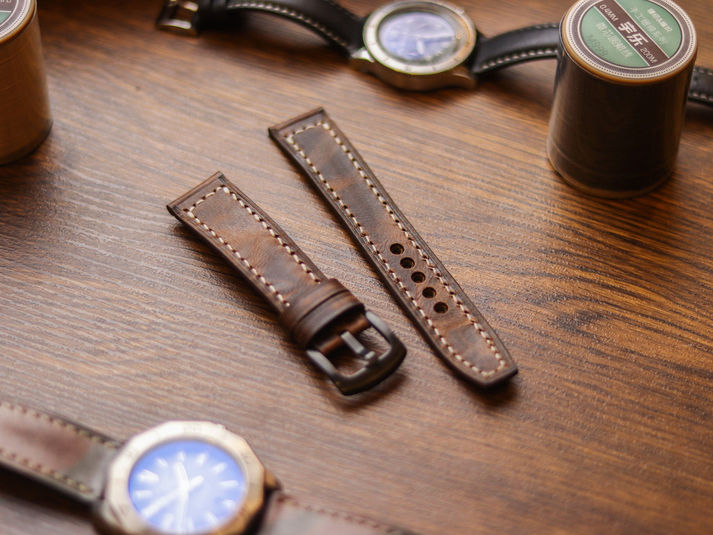 CRAZY BROWN HAND-CRAFTED WATCH STRAPS - BOX STITCHED U-TAIL