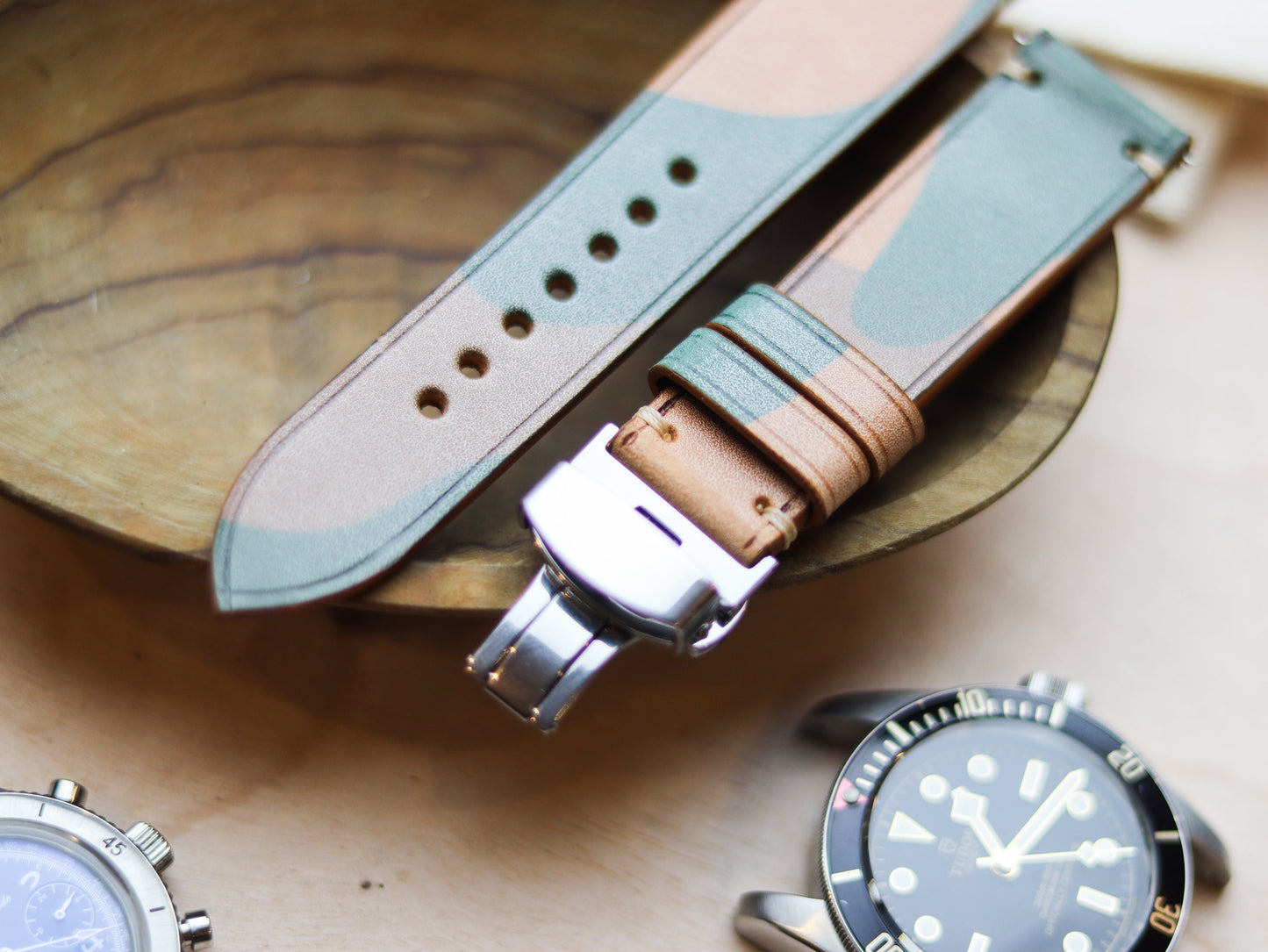 ITALIAN WAXED CAMOUFLAGE HAND-CRAFTED STRAPS MINIMAL STITCHED - MILITARY GREEN (Copy)