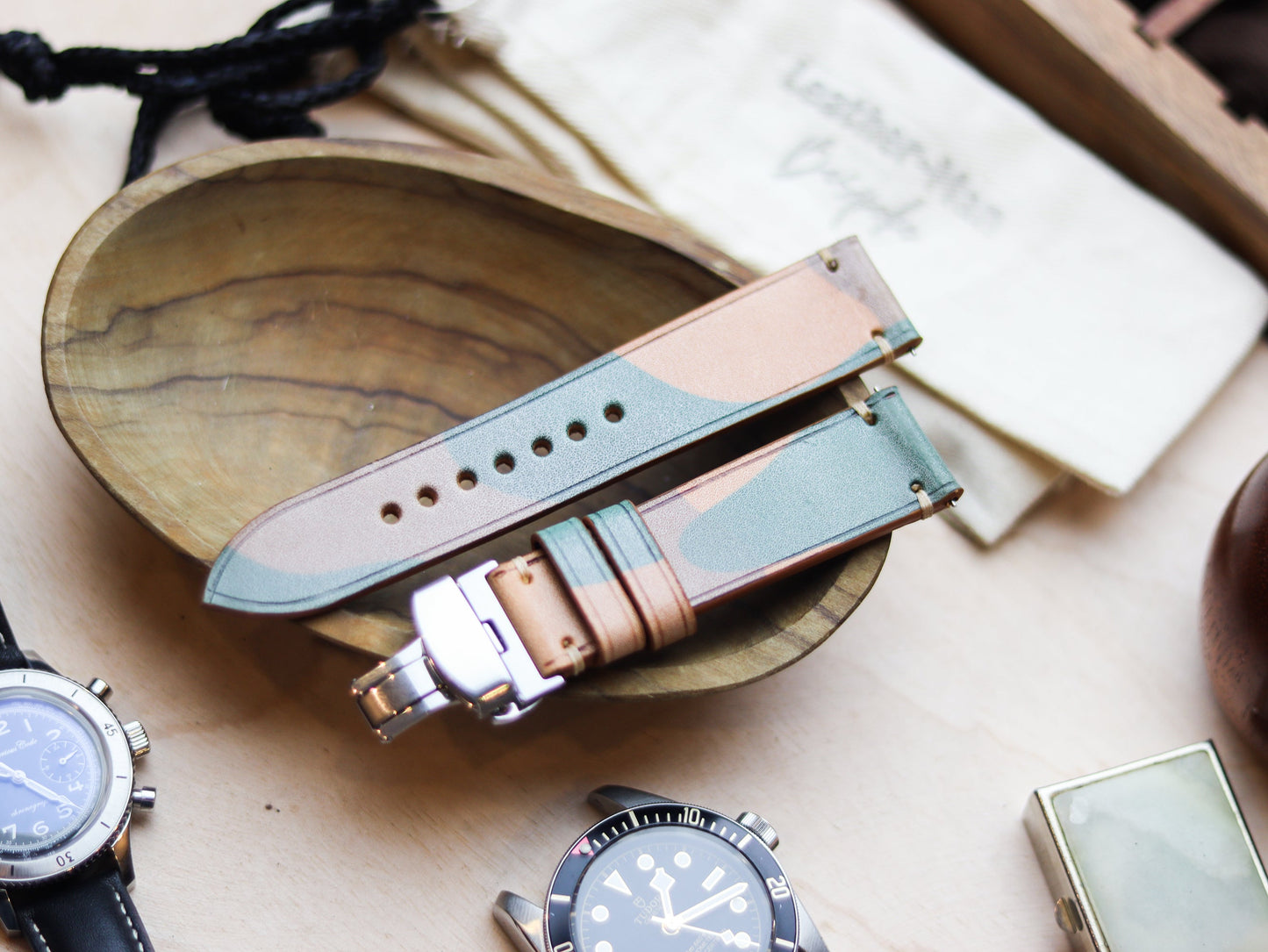 ITALIAN WAXED CAMOUFLAGE HAND-CRAFTED STRAPS MINIMAL STITCHED - MILITARY GREEN (Copy)
