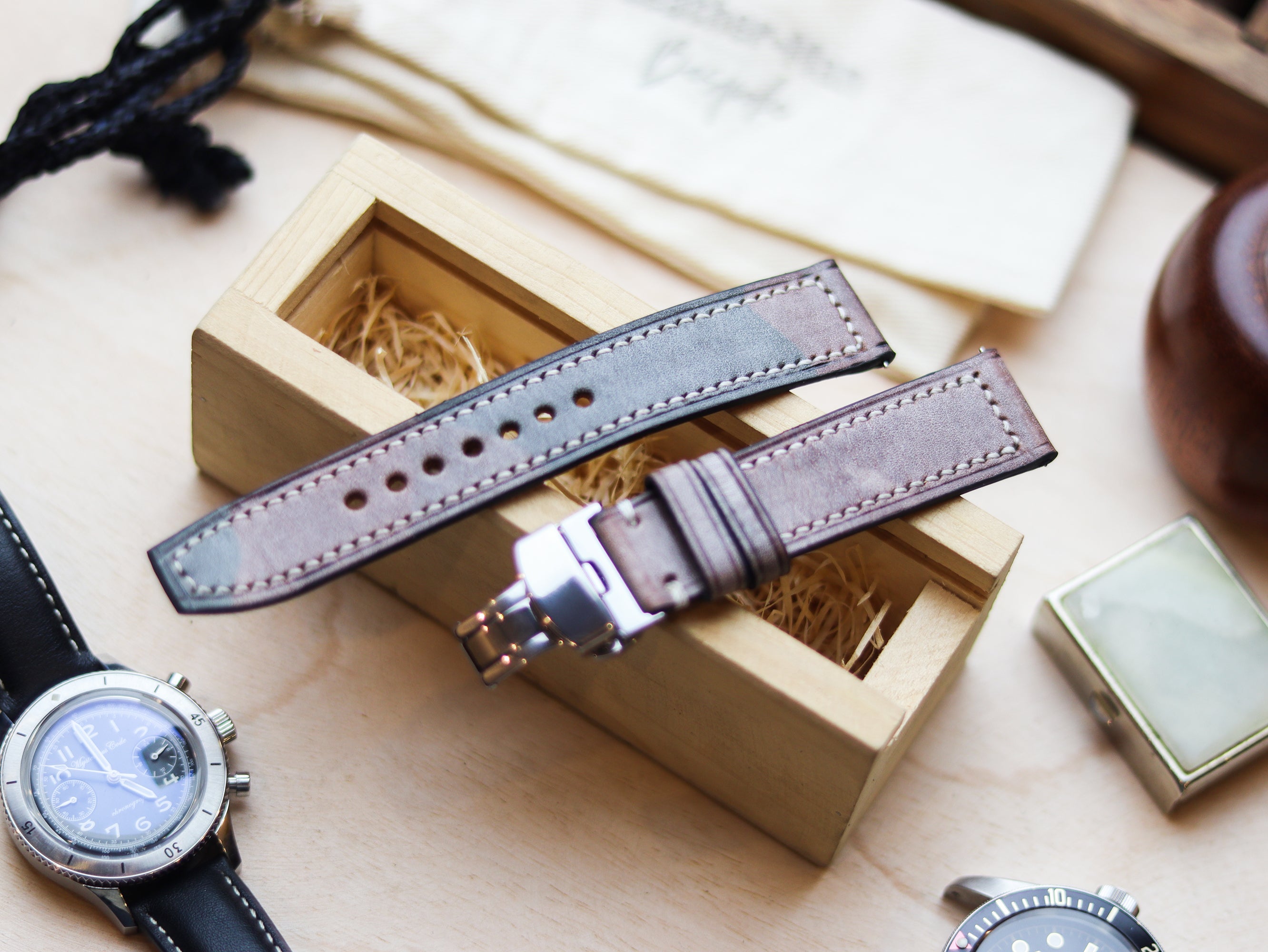 ITALIAN WAXED CAMOUFLAGE HAND-CRAFTED STRAPS BOX STITCHED - COFFEE BROWN