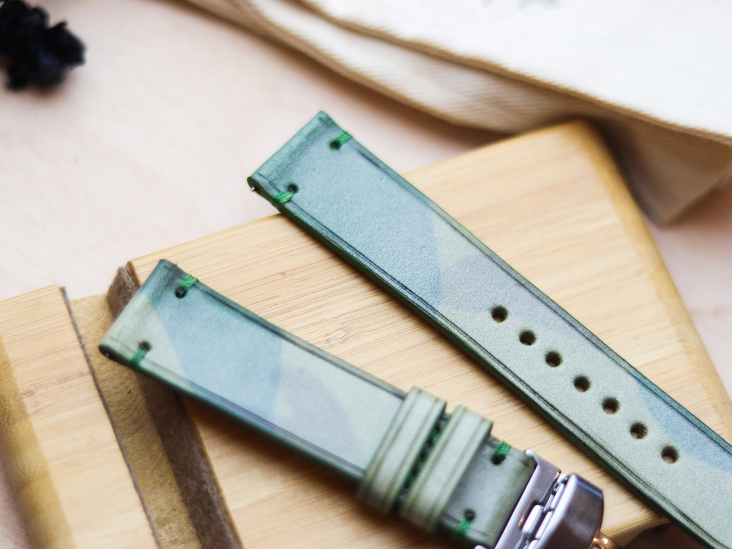 ITALIAN WAXED CAMOUFLAGE HAND-CRAFTED STRAPS MINIMAL STITCHED - LIME GREEN