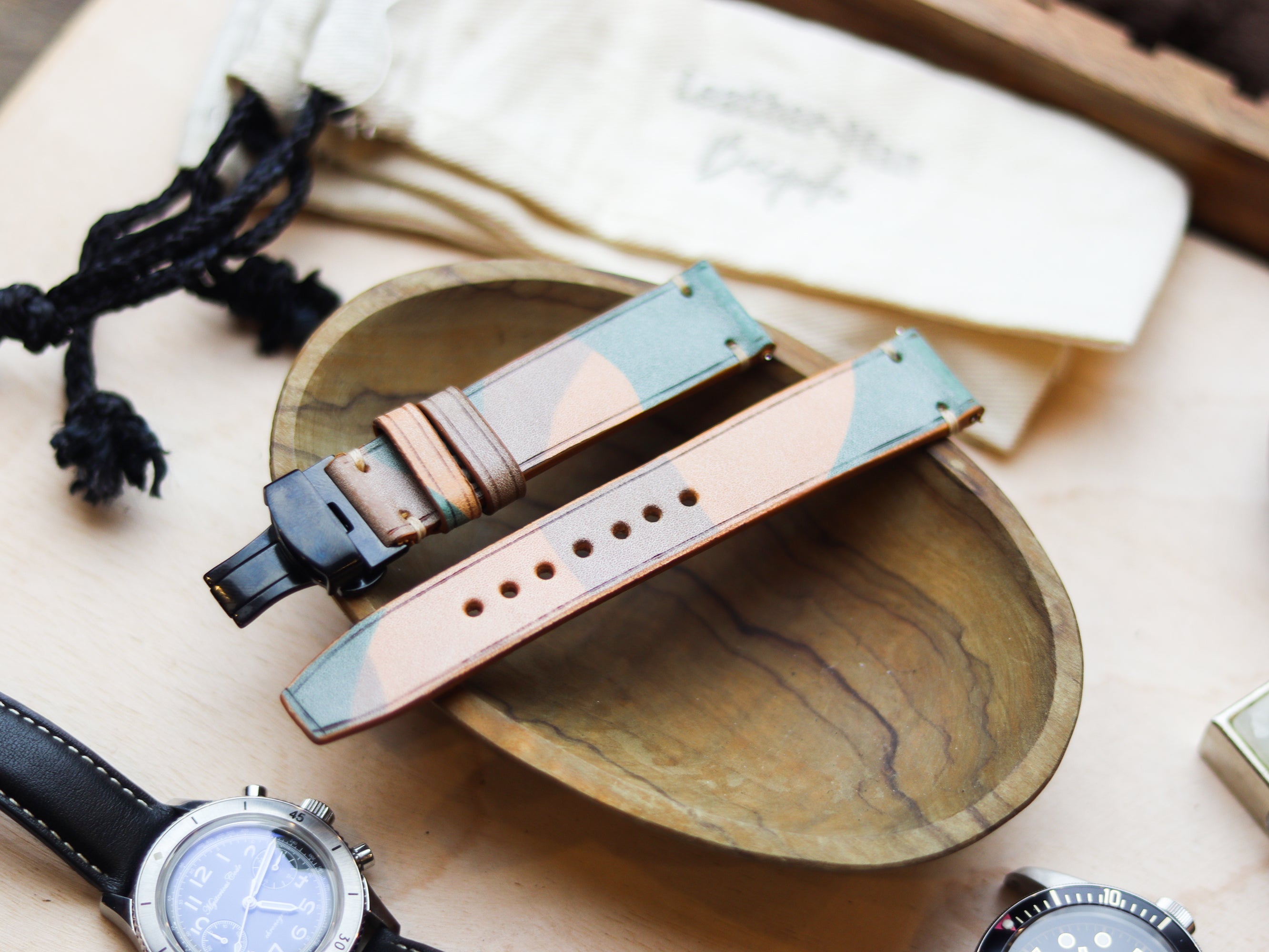 ITALIAN WAXED CAMOUFLAGE HAND-CRAFTED STRAPS MINIMAL STITCHED - MILITARY GREEN (Copy)