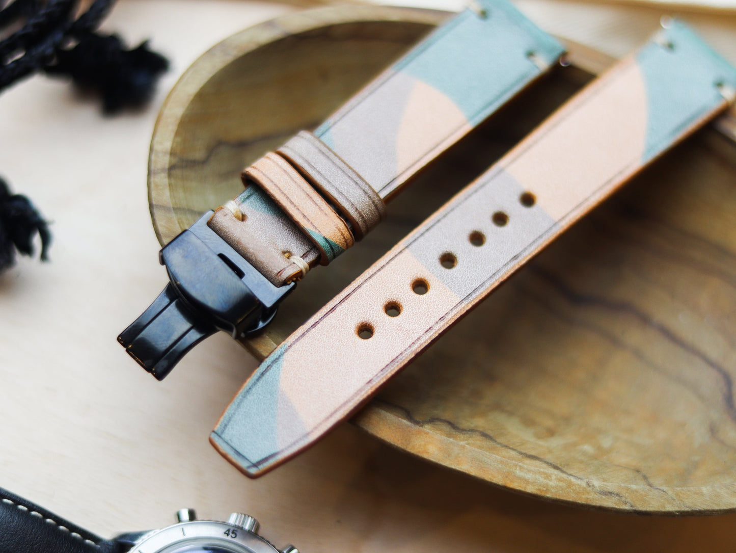 ITALIAN WAXED CAMOUFLAGE HAND-CRAFTED STRAPS MINIMAL STITCHED - MILITARY GREEN (Copy)