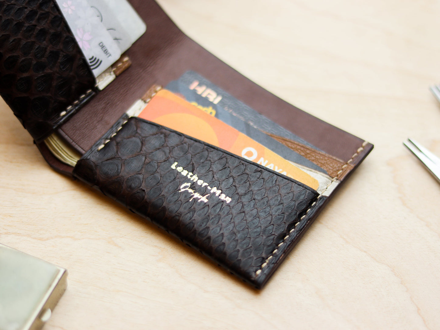 ATTICUS - HICKORY BROWN PYTHON SKIN
