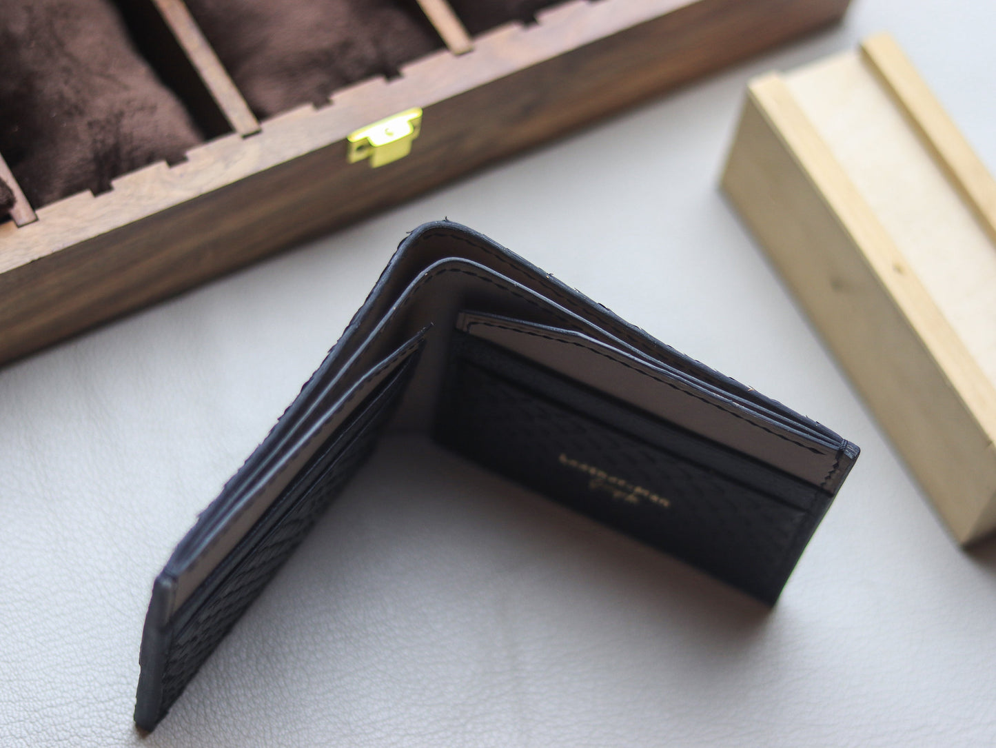 LARSON -  RAVEN BLACK PYTHON SKIN