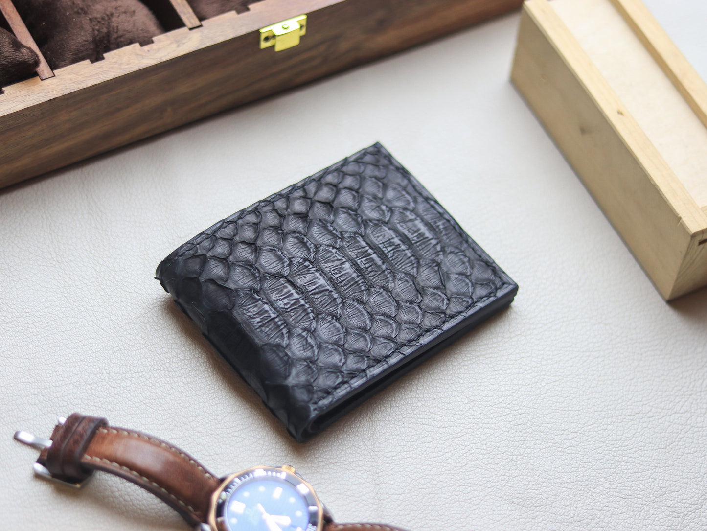 LARSON -  RAVEN BLACK PYTHON SKIN