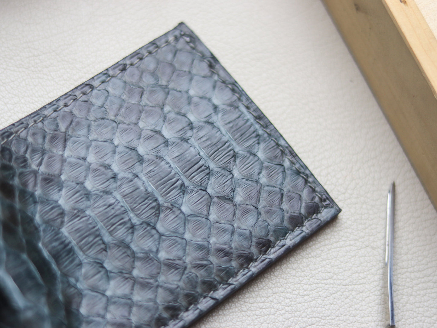 LARSON -  IRIDIUM GRAY PYTHON SKIN